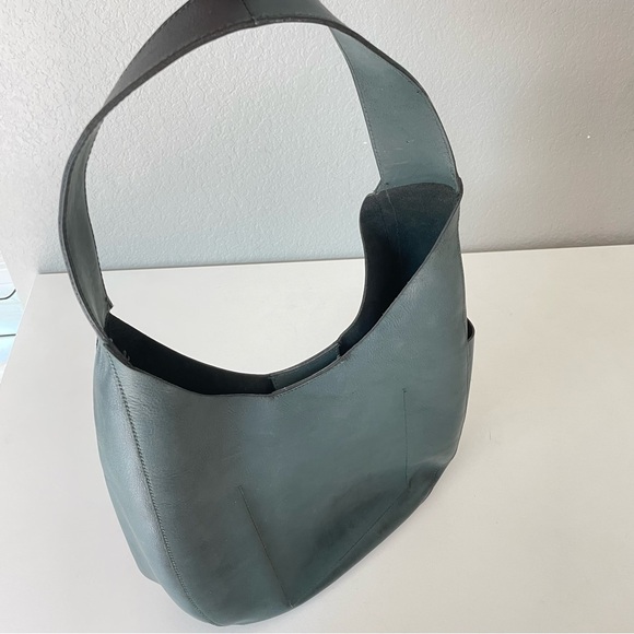 Madewell Oversized Shopper Tote, Dark Green Leather, 13”x10”. - Picture 5 of 14